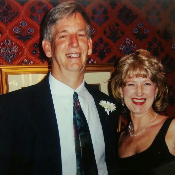 Meet your Posher, Laura - Picture 1 of 1